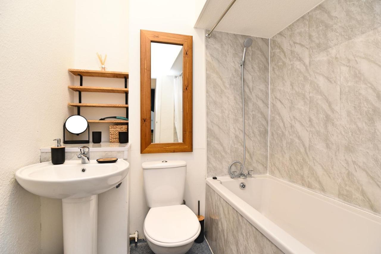 The John Muir - Beautiful 1 Bed Apartment In 海伦斯堡 外观 照片